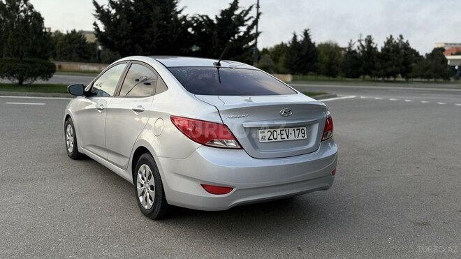 Hyundai Accent 2015, 172,000 km - 1.6 l - Bakı