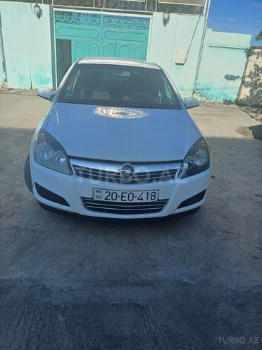 Opel Astra 2009, 170,000 km - 1.4 l - Şəmkir