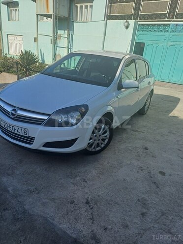 Opel Astra 2009, 170,000 km - 1.4 l - Şəmkir