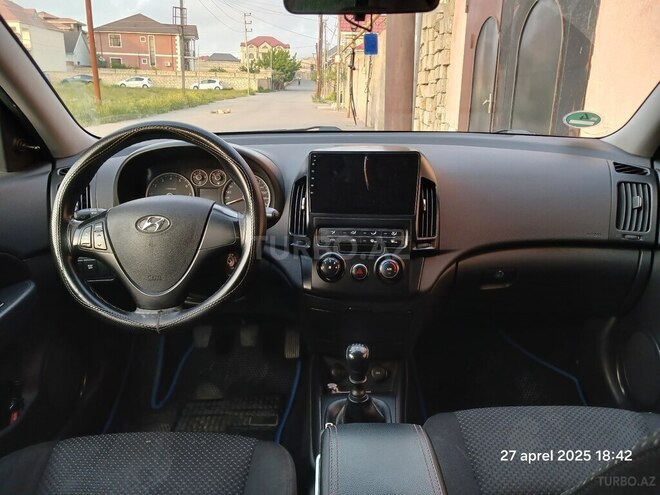 Hyundai i30 2009, 252,000 km - 1.4 л - Bakı