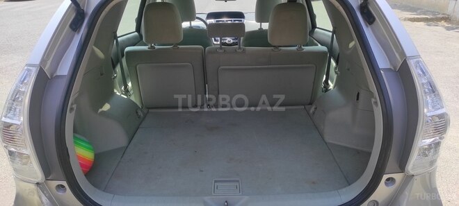 Toyota Prius V 2014, 303,000 km - 1.8 l - Bakı