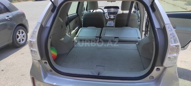 Toyota Prius V 2014, 303,000 km - 1.8 l - Bakı