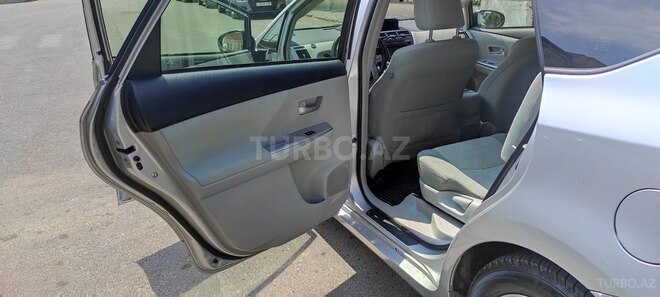Toyota Prius V 2014, 303,000 km - 1.8 l - Bakı