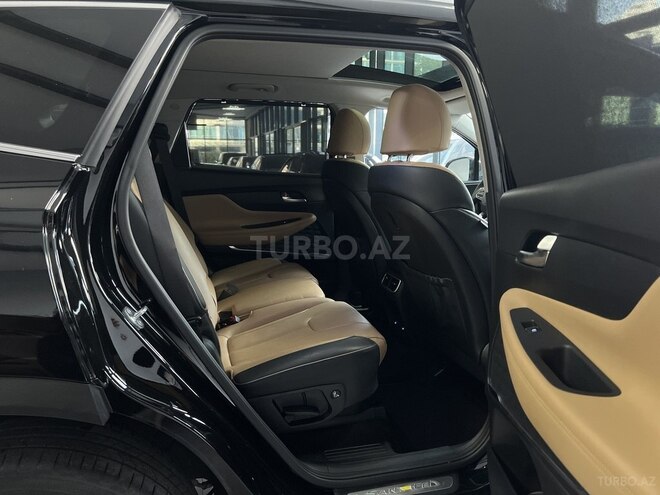 Hyundai Santa Fe-11