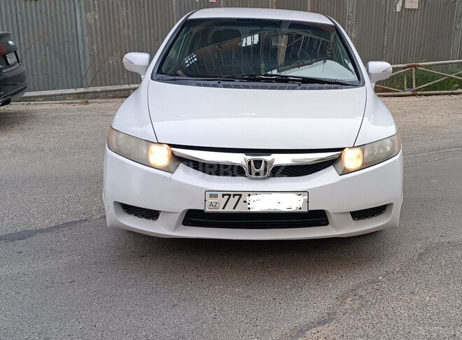 Honda Civic 2010, 379,000 km - 1.3 л - Bakı