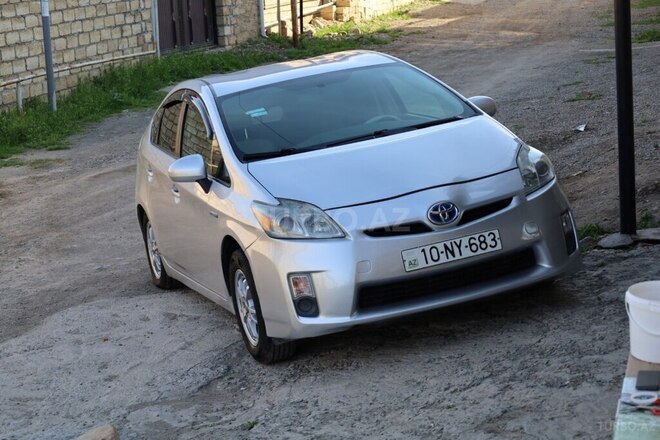Toyota Prius 2009, 300,000 km - 1.8 л - Gəncə