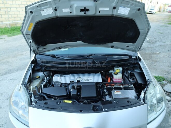 Toyota Prius 2009, 300,000 km - 1.8 л - Gəncə