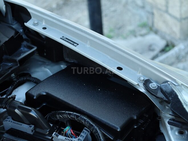 Toyota Prius 2009, 300,000 km - 1.8 л - Gəncə