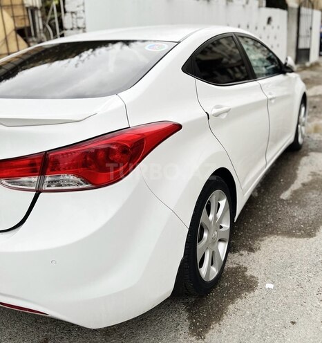 Hyundai Elantra 2013, 201,000 km - 1.8 л - Bakı