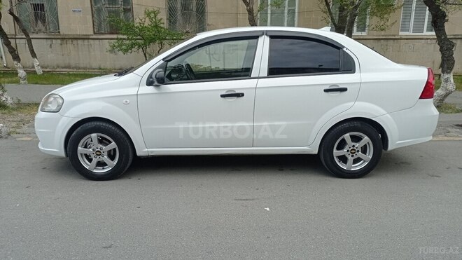 Chevrolet Aveo 2010, 275,000 km - 1.2 л - Sumqayıt