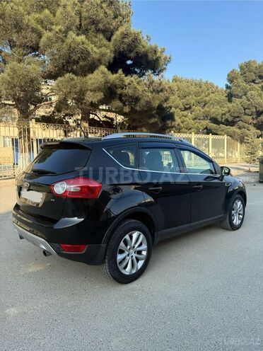 Ford Kuga 2010, 233,000 km - 2.5 l - Bakı