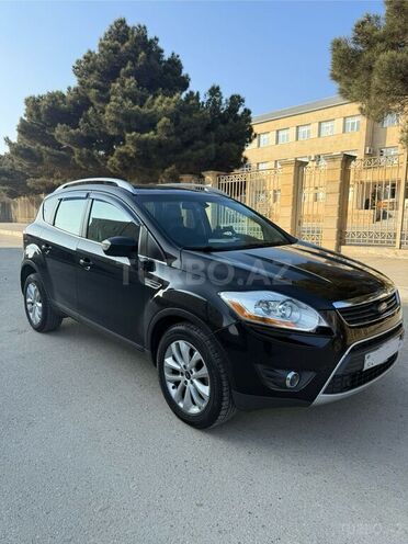 Ford Kuga 2010, 233,000 km - 2.5 l - Bakı