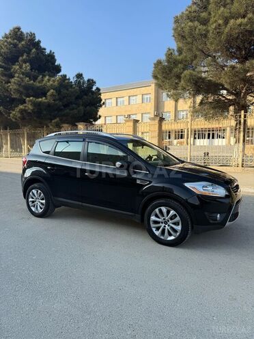 Ford Kuga 2010, 233,000 km - 2.5 l - Bakı