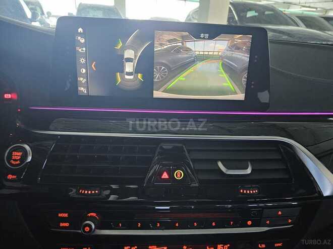 BMW 520 2018, 111,000 km - 2.0 l - Gəncə