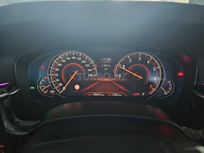 BMW 520 2018, 111,000 km - 2.0 l - Gəncə