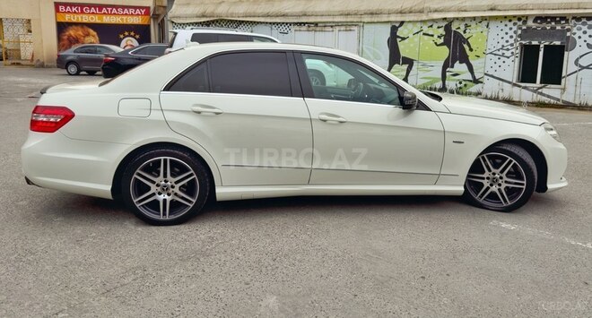 Mercedes E 350 d 2011, 195,000 km - 3.0 l - Bakı
