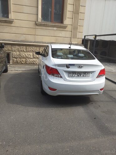 Hyundai Accent 2016, 90,000 km - 1.6 l - Bakı