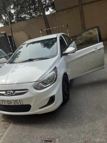 Hyundai Accent 2016, 90,000 km - 1.6 l - Bakı