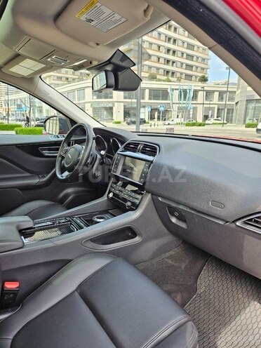 Jaguar F-Pace 2018, 150,000 km - 3.0 l - Bakı