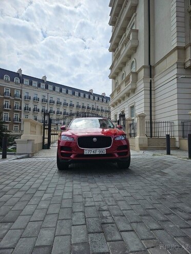 Jaguar F-Pace 2018, 150,000 km - 3.0 l - Bakı