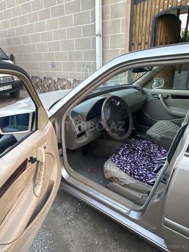 Mercedes C 280 2000, 341,378 km - 2.8 l - Tovuz
