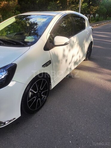 Toyota Aqua 2016, 46,500 km - 1.5 l - Mingəçevir
