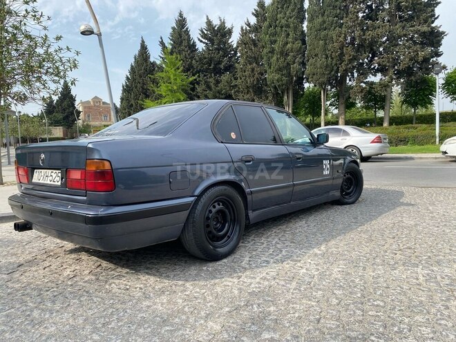 BMW 525 1993, 470,000 km - 2.5 l - Bakı