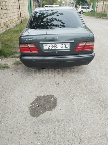 Mercedes E 230 1996, 365,287 km - 2.3 l - Yevlax