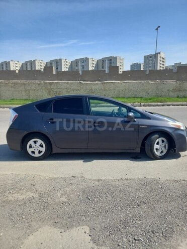Toyota Prius 2011, 180,000 km - 1.8 l - Bakı