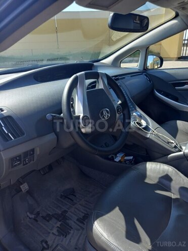Toyota Prius 2011, 180,000 km - 1.8 l - Bakı