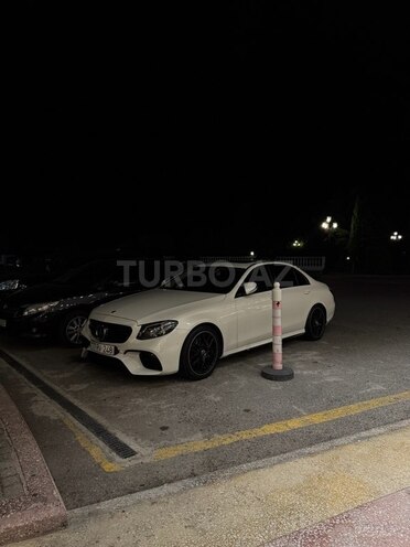 Mercedes E 250 2018, 13,600 km - 2.0 l - Bakı