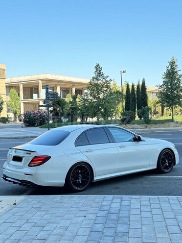 Mercedes E 250 2018, 13,600 km - 2.0 l - Bakı