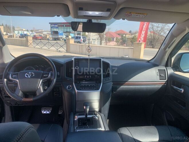 Toyota Land Cruiser 2020, 74,000 km - 4.6 l - Bakı