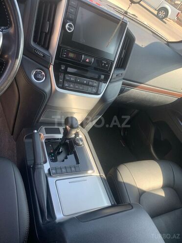 Toyota Land Cruiser 2020, 74,000 km - 4.6 l - Bakı