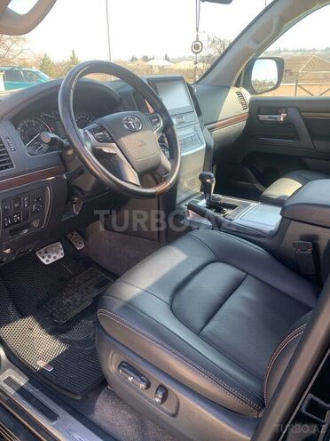 Toyota Land Cruiser 2020, 74,000 km - 4.6 l - Bakı