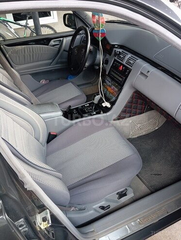 Mercedes E 270 2000, 645,000 km - 2.7 l - Cəlilabad