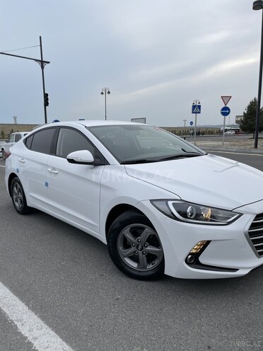 Hyundai Avante 2017, 126,000 km - 1.6 л - Bakı