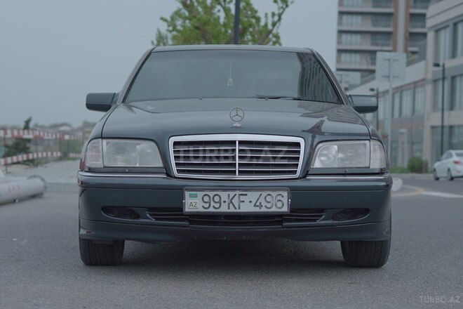 Mercedes C 240 2000, 450,000 km - 2.4 l - Bakı