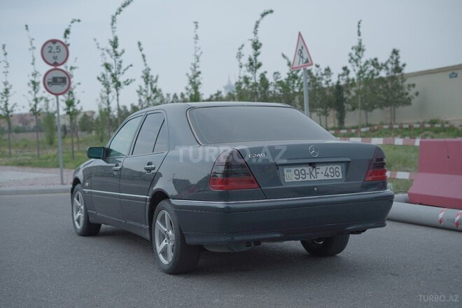 Mercedes C 240 2000, 450,000 km - 2.4 l - Bakı