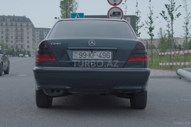 Mercedes C 240 2000, 450,000 km - 2.4 l - Bakı