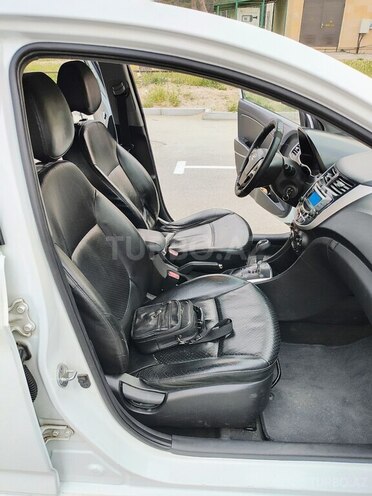 Hyundai Accent 2012, 301,322 km - 1.6 l - Sumqayıt