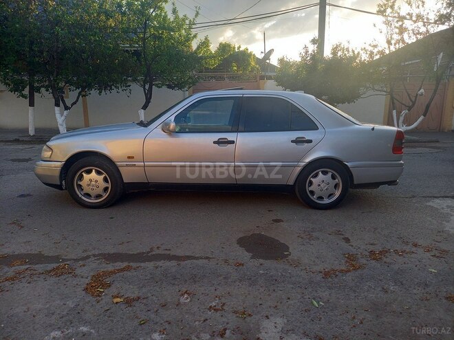 Mercedes C 180 1995, 450,000 km - 1.8 l - Ağstafa