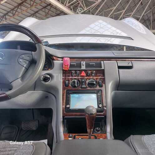 Mercedes E 240 1999, 281,000 km - 2.4 l - Gəncə