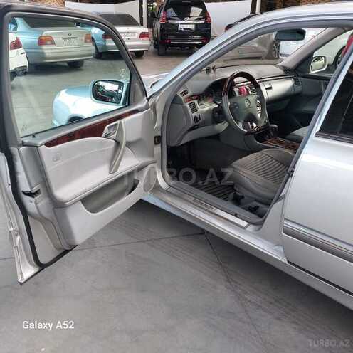 Mercedes E 240 1999, 281,000 km - 2.4 l - Gəncə