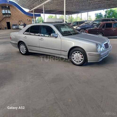 Mercedes E 240 1999, 281,000 km - 2.4 l - Gəncə