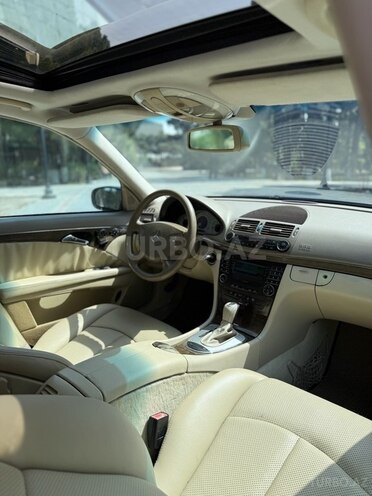 Mercedes E 320 2003, 275,486 km - 3.2 l - Bakı