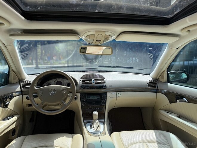 Mercedes E 320 2003, 275,486 km - 3.2 l - Bakı