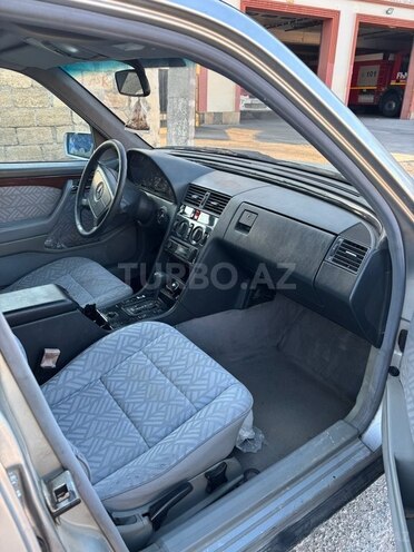 Mercedes C 180 1994, 308,000 km - 1.8 л - İsmayıllı