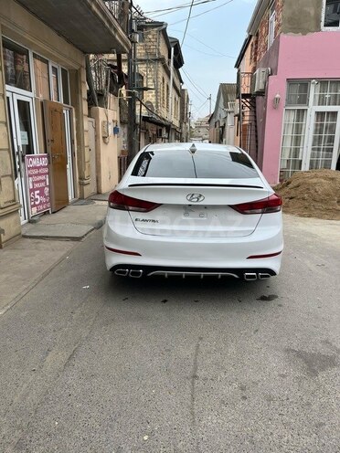 Hyundai Elantra 2016, 62,324 km - 1.6 l - Bakı