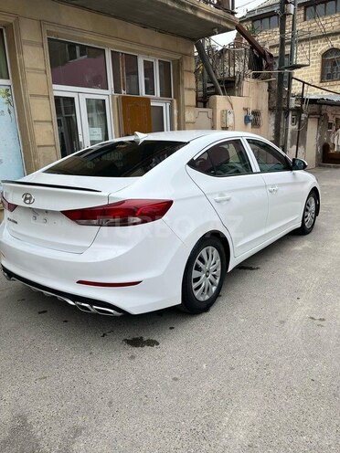 Hyundai Elantra 2016, 62,324 km - 1.6 l - Bakı